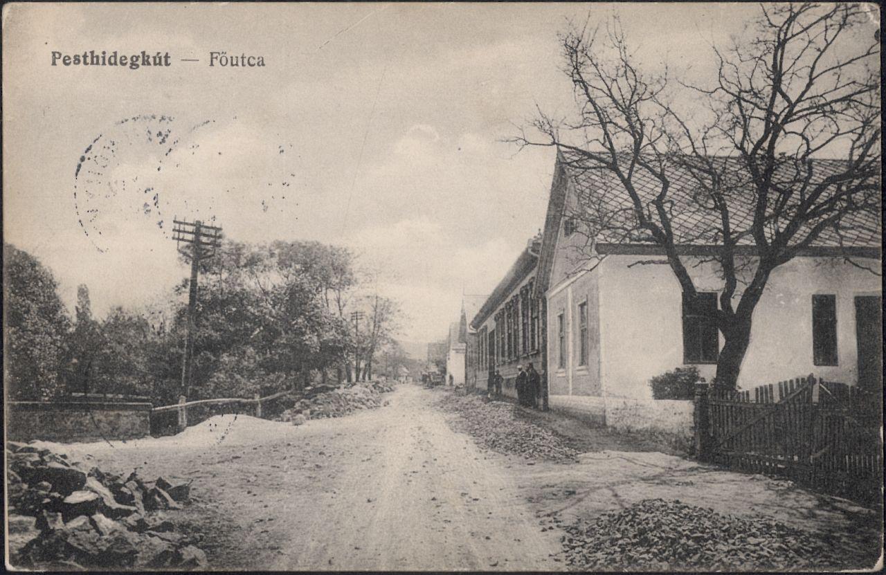 Régi pesthidegkúti főutca