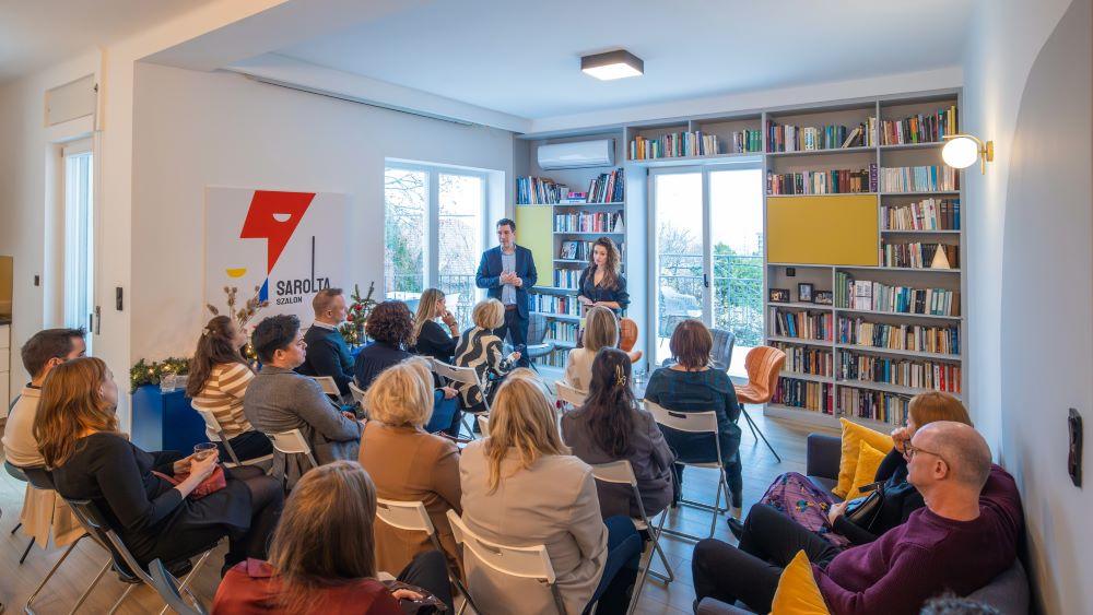 Egy nap a Saroltában - egész napos kulturális programok a Sarolta Szalonban